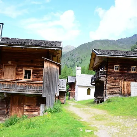 Apartment Ferienhaus Schöneggerhof Innervillgraten